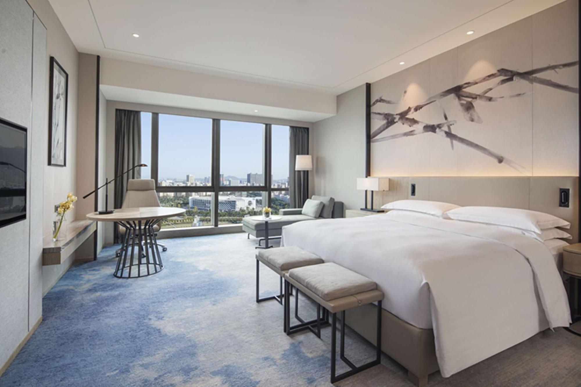 Doubletree By Hilton Hotel Shenzhen Longhua, Near Huawei, Foxcnn, Shenzhen North Railway, Uniwalk & Uniworld Shopping Mall, Sam'S Club Экстерьер фото