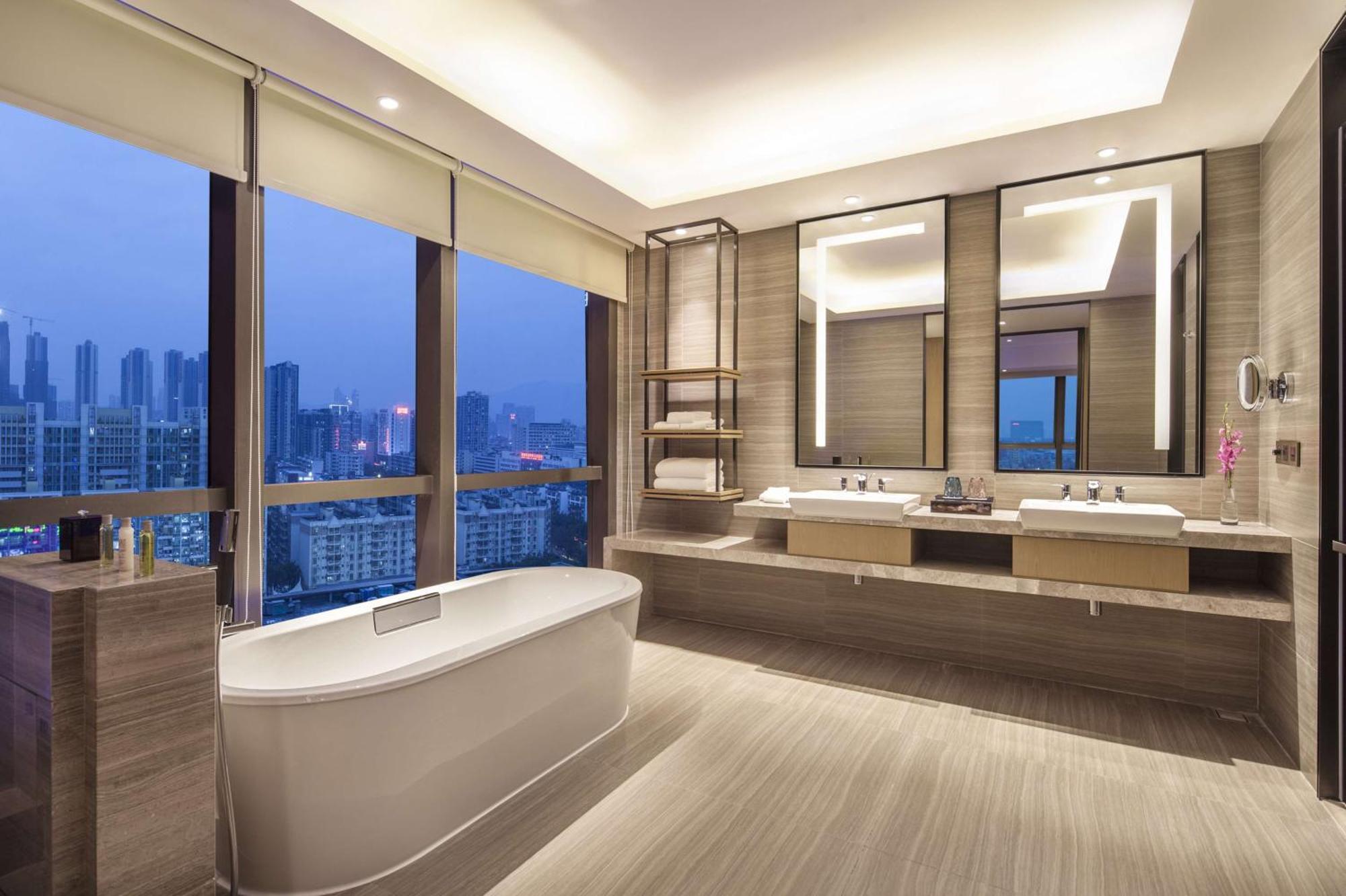 Doubletree By Hilton Hotel Shenzhen Longhua, Near Huawei, Foxcnn, Shenzhen North Railway, Uniwalk & Uniworld Shopping Mall, Sam'S Club Экстерьер фото